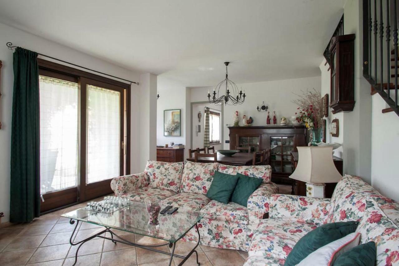 Casa Vacanze Il Noce Sovere エクステリア 写真